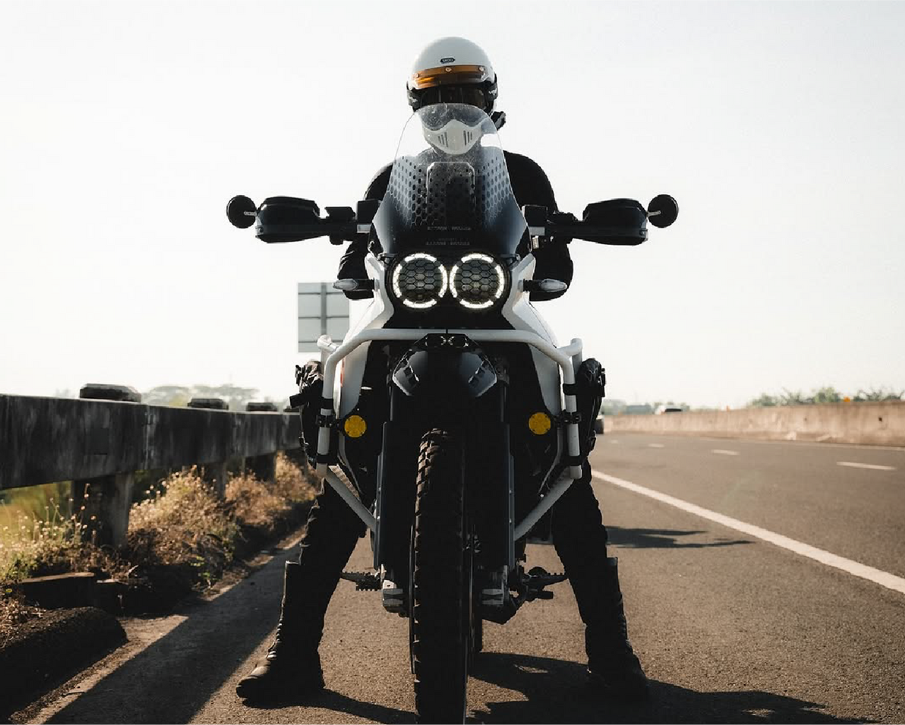 Forma motorcycle boots, touring street road waterproof